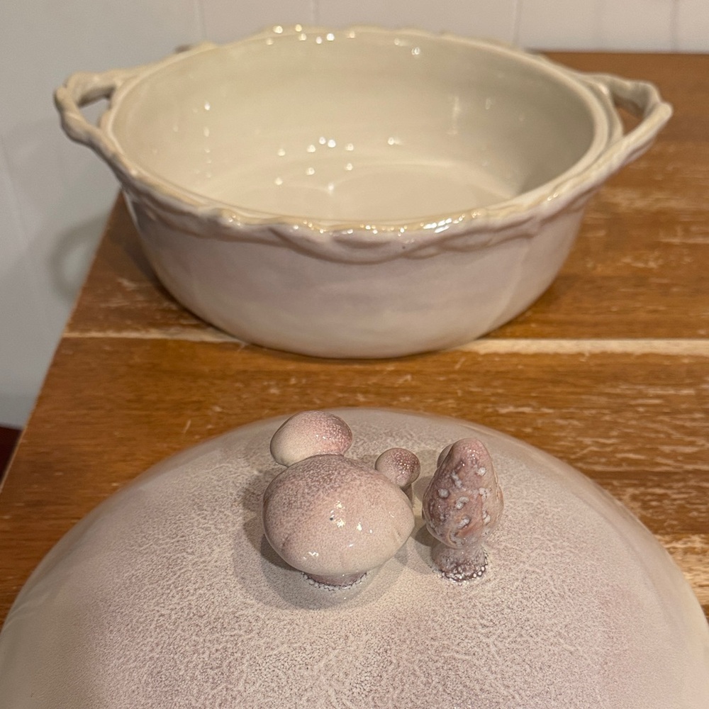 Anthropologie White Ceramic Dish - Picture 4 of 4